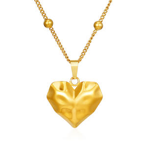 18K PVD مطلية بالذهب من الفولاذ المقاوم للصدأ قلائد مطلية بالقلب والقشرة والشمس قلادة. مقاومة للبهتان ، مقاومة للماء ولا تسبب الحساسية. - Product Image 4