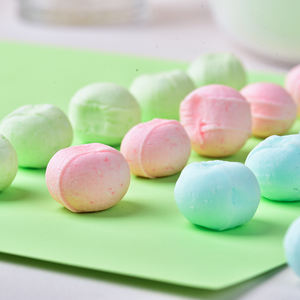 Bonbons durs en pâte feuilletée Halal, saveurs fruitées ou menthe, fondants dans la bouche, très populaires, en promotion - Product Image 3