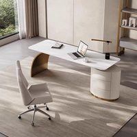 Bureau d'ordinateur moderne et durable en pierre frittée haut de gamme, d'inspiration italienne, pour les études à domicile ou les bureaux