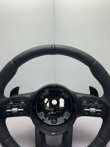 Volant de course pour W205 W213 X253 C300 E300 S450 GLC300 Classe G, en cuir perforé, pour un style performance - Product Image 2
