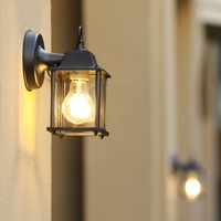 Lampe murale extérieure de style nordique moderne, étanche, base en aluminium, corps en alliage, source de lumière LED, durée de vie de 50 000 heures