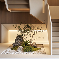 Escalier moderne en U à double volée avec marches en bois massif et éclairage LED dissimulé pour intérieur de villa
