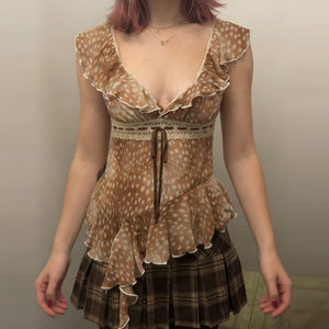 Camiseta de punto transpirable con estampado de ciervo Y2K para mujer, cuello en V, dobladillo con volantes, blusa de manga corta estilo Fairycore, fresca para el verano - Product Image 3