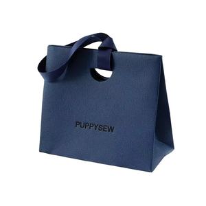 Bolsa de mano de joyería de lujo con logotipo personalizado para cosméticos, bolso de compras de Boutique de boda, bolsas de papel de regalo pequeñas, venta al por mayor - Product Image 3