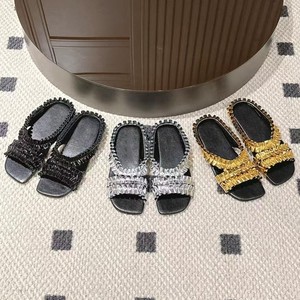 <span class=keywords><strong>Sandalias</strong></span> de Verano para <span class=keywords><strong>Mujer</strong></span>, Estilo Nuevo, de Lujo, Personalizadas al por Mayor, Planas, con Punta Abierta, Plisadas, <span class=keywords><strong>Doradas</strong></span>, Tipo Slip-On - Product Image 2