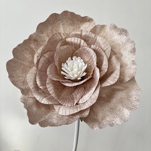 Arreglo Floral Artificial de Peonías de Franela Personalizado, Antibacteriano, Reutilizable, Reciclable, Hecho a Mano, para Navidad y Bodas - Product Image 5