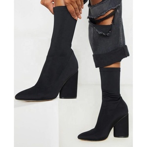 Solide Noir Lycra Supérieur Mi-<span class=keywords><strong>mollet</strong></span> Slip-on <span class=keywords><strong>Femme</strong></span> Bottes D'hiver Mode Bout Pointu Bottes <span class=keywords><strong>Grande</strong></span> <span class=keywords><strong>Taille</strong></span> 43 chunky Talon Bottines - Product Image 1
