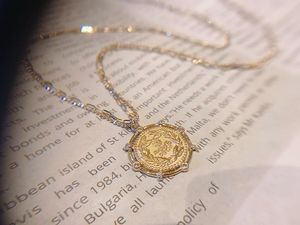 Xinfly Wholesale Luxury Antique Vintage Jewelry Round Shape 18k <b>Solid</b> <b>Gold</b> Custom Slim <b>Pendant</b> and Chain - Product Image 5