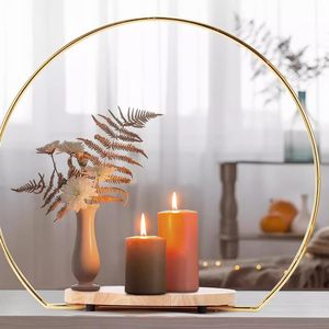 Soporte de pastel de metal decorativo de calidad superior estable con pies antideslizantes diseñado para presentaciones de postres profesionales y personales - Product Image 4