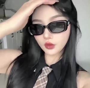 Été nouveau <span class=keywords><strong>internet</strong></span> célèbre <span class=keywords><strong>lunettes</strong></span> de soleil pour les femmes carré petit cadre <span class=keywords><strong>pas</strong></span> <span class=keywords><strong>cher</strong></span> UV400 <span class=keywords><strong>lunettes</strong></span> de soleil 2024 - Product Image 2