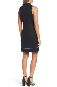 Vestido de Oficina Personalizado de Alta Gama, MOQ Bajo, Corte en A, Cuello en V, Ribete Blanco, Ecológico, Transpirable, para Mujer, Verano, 100% - Product Image 3