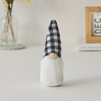 Poupée en peluche de Noël nordique, manteau vert sauge, lunettes de Père Noël, bonhomme de neige, renne à quatre pattes, décoration de table, vente en gros