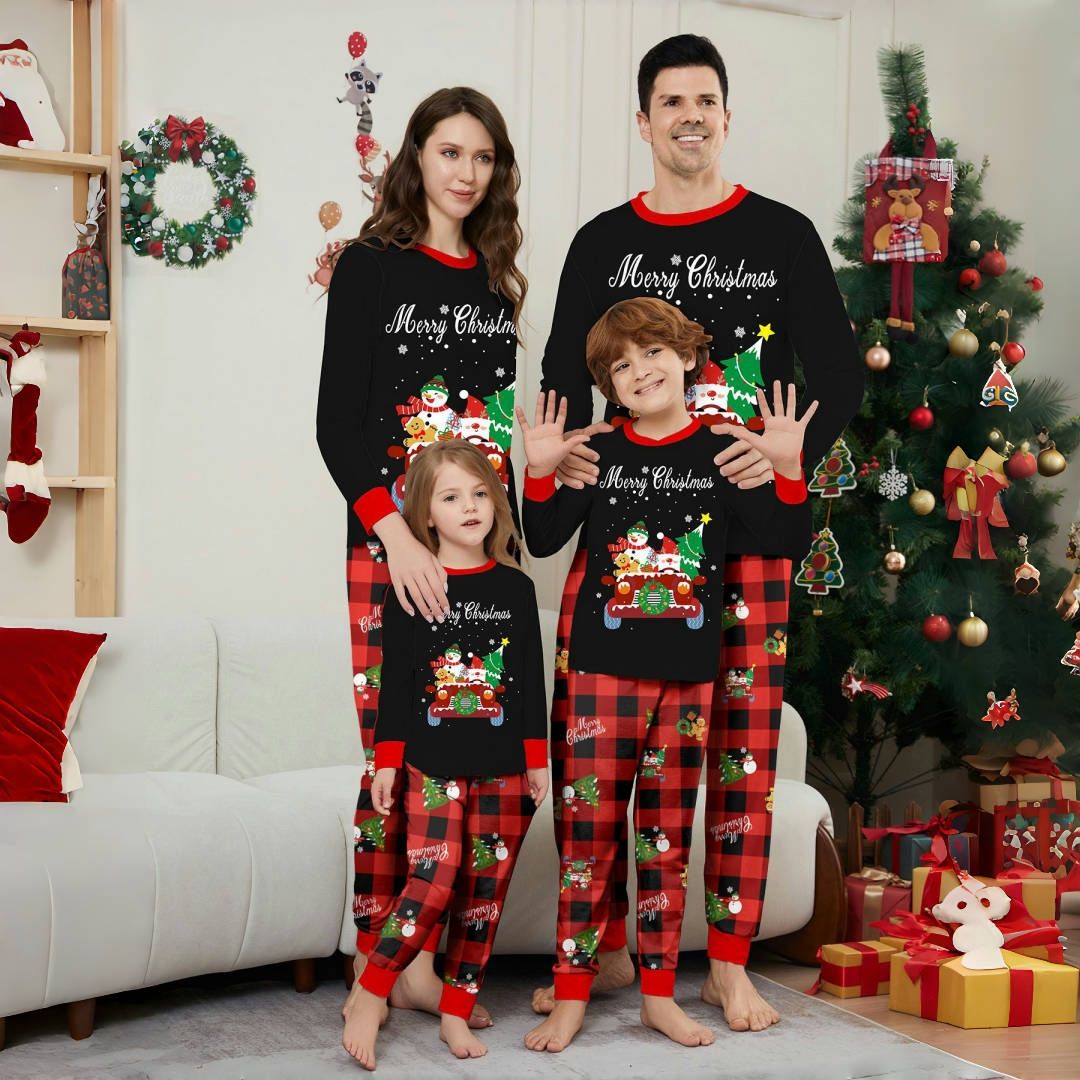 Cómodo ropa navideña para la familia en varios diseños