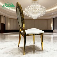 Chaise de banquet d'hôtel européenne de luxe, chaise de salle à manger avec dossier plaqué or et rembourrage doux pour salle de réception de mariage