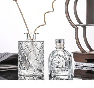 Diffusore di incenso senza fiamma, bottiglia vuota con rampicante di vite, ornamento floreale essiccato, diffusore di profumo per camera d'albergo - Product Image 5
