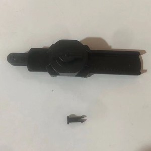 Geely EMGRAND กล่องเก็บของพลาสติกกันกระแทกกล่องเก็บของตรงกลางเหมาะสำหรับกังฟูฮายู - Product Image 2