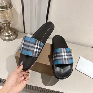 High-quality Men's and Women's <b>Flip</b>-<b>Flops</b> Shoes with Anti-slip Properties Trendy Men's and Women's Outdoor Casual Walking Shoes - Product Image 4