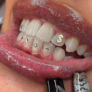 Bijoux Dentaires Strass Cristal pour Dents Décoration Diamant Beauté Ornements de Dents Tendance Mignon et Charmant - Product Image 2