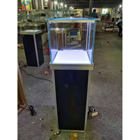 Foshan Éclairage de luxe LOGO laser Vitrine de bijoux Raccord solide en aluminium Cadre métallique Vertical Vitrines en verre trempé Genre