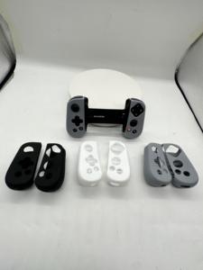 Stock de haute qualité <span class=keywords><strong>Backbone</strong></span> One Joy-Cons Housse de protection en silicone gauche droite Poignée en silicone souple Accessoires de jeu anti-transpiration - Product Image 4