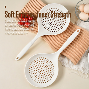 Grande cuillère ajourée en silicone avec cœur en nylon, 16 cm de large, résistante à la chaleur, pour faire bouillir, frire, égoutter et préparer en cuisine - Product Image 3