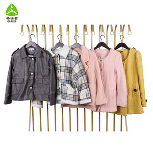 Manteaux en Laine Élégants de Haute Qualité pour Femmes, Styles Variés, Vente en Gros pour Automne Hiver, Commande Minimum de 45 kg, Emballés en Balles - Product Image 4