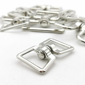 Fabrieksgroothandel dubbele vierkante zinken legering vergulde draaibare haak en gesp gemaakt in China - Product Image 4