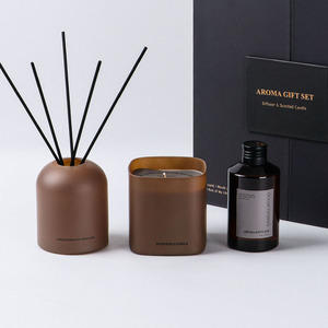 Parfum élevé personnalisé pour ensemble de diffuseur de roseaux Bouteille en verre de parfum pour usage domestique comprenant un cadeau de Noël et de Pâques haut de gamme Diwal - Product Image 4