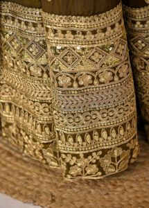 Robe Anarkali en soie vert olive pour femme avec broderie dorée, longueur ras du sol, style pakistanais, coupe ample, robe de mariage traditionnelle - Product Image 6