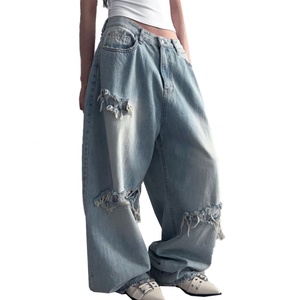 กางเกงยีนส์เดนิมทรงหลวมสไตล์วายทูเค แต่งลูกไม้ขาดๆ แบบโอเวอร์ไซส์ ทรงบอยเฟรนด์ สำหรับผู้หญิง ขายส่ง - Product Image 2