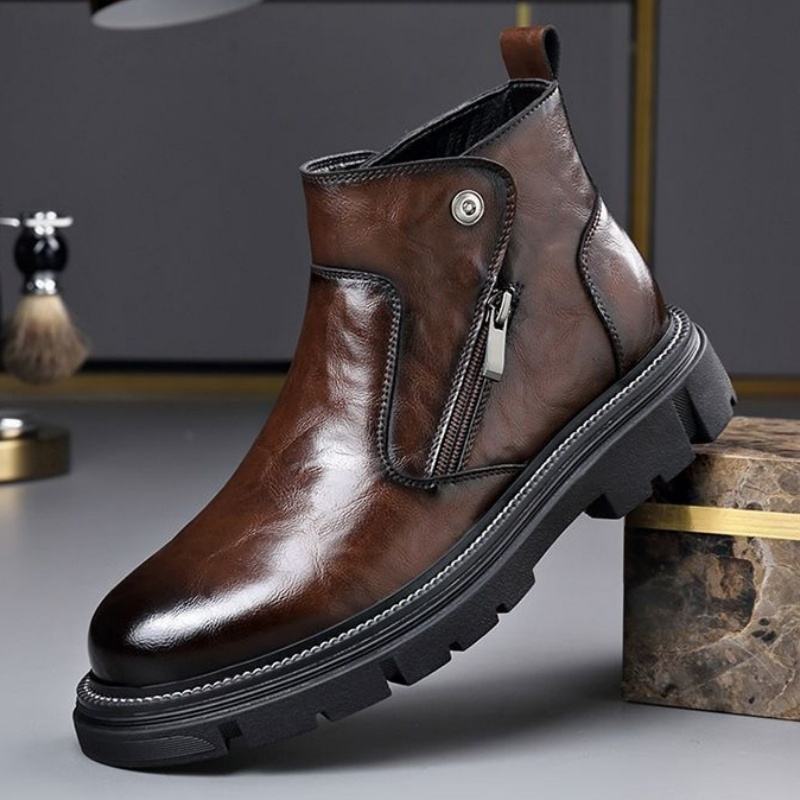 สีน้ำตาล