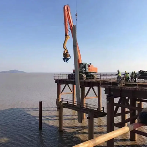 Martello Vibrante Idraulico Robusto ANTENG V300 con Motore e Ingranaggi per Attacco Escavatore 2800 RPM, Usato in Impianti Solari e Settore Marino - Product Image 5