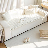 Nouvelle Housse de Canapé en Velours Côtelé 2025 – Housse Arrière Antidérapante en Cuir Lavable pour Coussin de Salon Simple – Idéale pour l'Automne