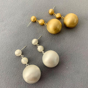 <span class=keywords><strong>Pendientes</strong></span> de gota de bola redonda escalonada de tres capas de latón cepillado chapado en oro de gran tamaño minimalista de accesorios de moda mujer - Product Image 6