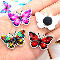 Nouveaux charms pour chaussures imprimés UV, motifs papillons, accessoires de décoration personnalisés avec logo, DIY, épingles pour chaussures, charms en PVC pour sabots de créateur