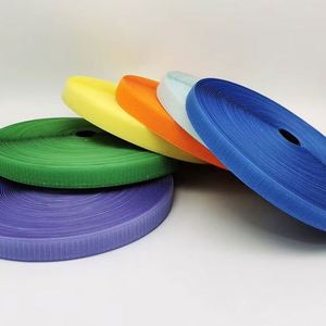 Bande auto-agrippante en nylon écologique de haute qualité 20 mm, noire et blanche, pour vêtements, prix d'usine, vente en gros - Product Image 1