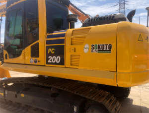 รถขุดโคมัตสึ PC 200 ขนาดใหญ่ 20 ตัน ของแท้จากญี่ปุ่น รถขุดไฮดรอลิกแบบตีนตะขาบมือสองจากญี่ปุ่นสำหรับขาย - Product Image 5