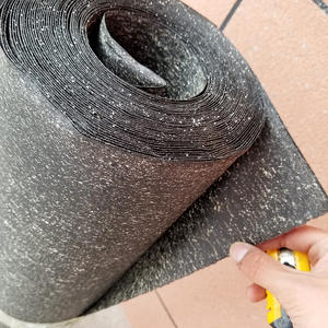 Le fabricant fournit directement des rouleaux de papier feutre pour toiture en asphalte <span class=keywords><strong>Membrane</strong></span> imperméable saturée <span class=keywords><strong>d</strong></span>'<span class=keywords><strong>isolation</strong></span> de l'humidité - Product Image 3