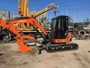 Mini-excavatrice sur chenilles Hitachi ZX50 d'occasion du Japon, 5 tonnes, avec lame de bulldozer, Hitachi 50 d'occasion - Product Image 3