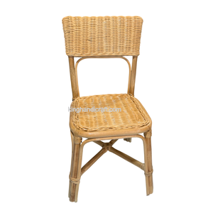 Chaise enfant en rotin écologique faite à la main, siège en osier pour enfants, idéale pour la décoration de fêtes et d'événements, en provenance du Vietnam - Product Image 3