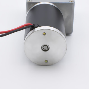 TYHE 微型 58*83 齿轮箱 12v <span class=keywords><strong>24v</strong></span> 高功率 60w 高扭矩 20nm 低速 100rpm 迷你有刷直流蜗轮电机，符合 CE Rohs 标准 - Product Image 2