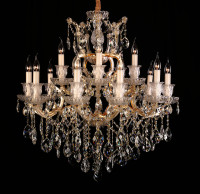 Lustre en cristal Maria Theresa 18 lumières-Prismes K9 fabriqués à la main avec cadre en laiton antique pour la décoration de style palais