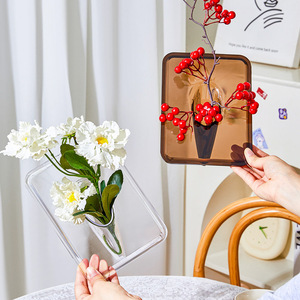 Vase à fleurs rectangulaire en acrylique, gris transparent, design minimaliste, pour présentation florale sur bureau, vase de table en plastique durable - Product Image 1