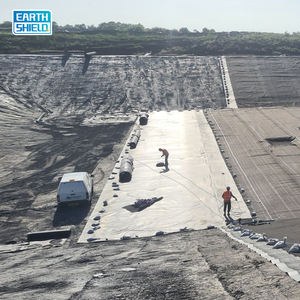 Géomembrane HDPE ASTM GM13 résistante aux UV 1,5 mm 2,0 mm pour mine d'<span class=keywords><strong>or</strong></span> - Product Image 4