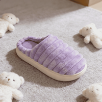 Commande en gros – Nouveauté Hiver : Chaussons Doux Ombrés pour Femme, Effet Dégradé Orange, en Peluche Moelleuse, EVA et PVC, Certifiés BSCI – Livraison 30-60 Jours