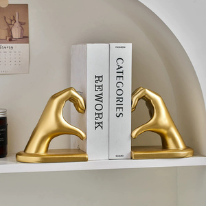 Sujetalibros Decorativos de Resina con Forma de <span class=keywords><strong>Corazón</strong></span> Dorado Estilo Nórdico para Decoración de Estanterías de Hogar y Oficina - Product Image 1