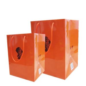 Sacs en papier d'art de luxe personnalisés avec logo pour emballage de bijoux, cadeaux, chaussures et vêtements, recyclables, pour boutiques et vente au détail - Product Image 4