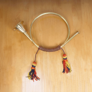 แตรทองเหลืองมีสไตล์พร้อมรูปลักษณ์ทางศิลปะเหมาะสำหรับขบวนพาเหรดงานเฉลิมฉลองงานแต่งงานและกิจกรรมกลางแจ้ง - Product Image 1