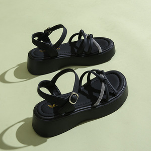 Sandales plates d'été 2026 pour femmes, style féerique, romaines, de plage, à bout rond et semelle souple - Product Image 5