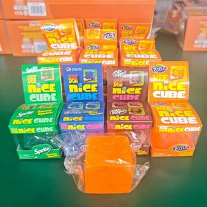Disponibile Schylling Needoh Squishy Cube Giocattolo Antistress in TPR a Forma di Goccia d'Acqua - Product Image 2